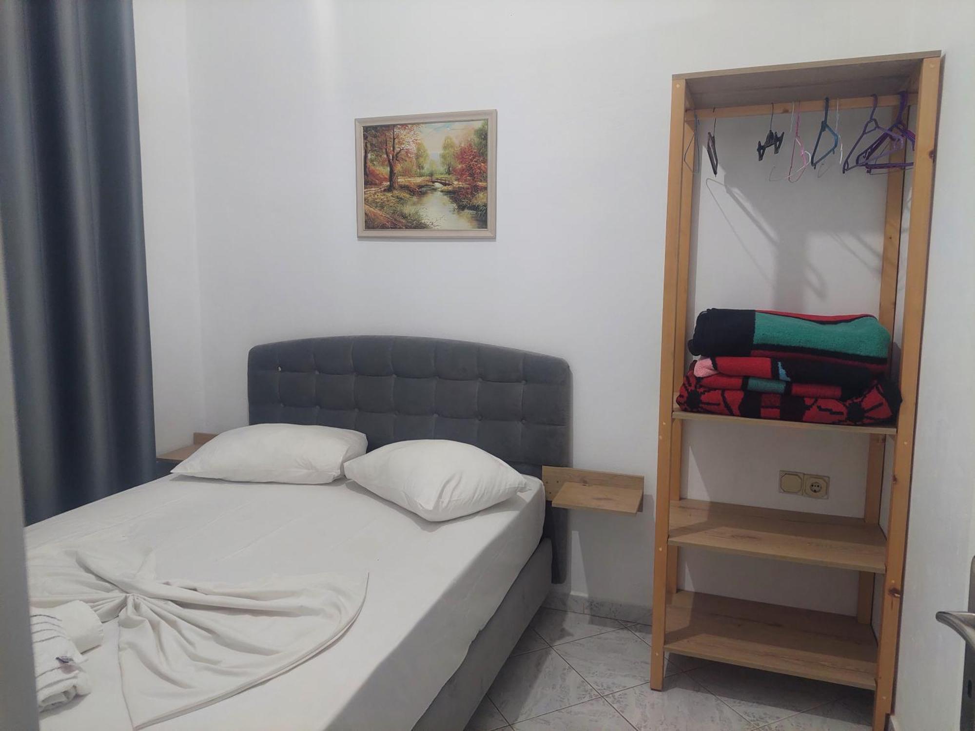 סרנדה Casa Mia Economy Condos מראה חיצוני תמונה